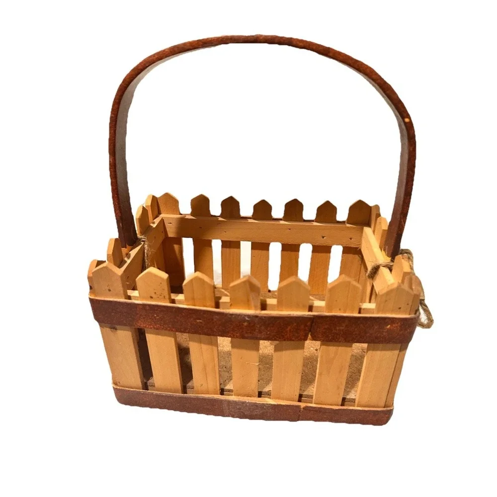 Picket Wood Fence Basket With Pears Brown‎ Handle Farm Style Country